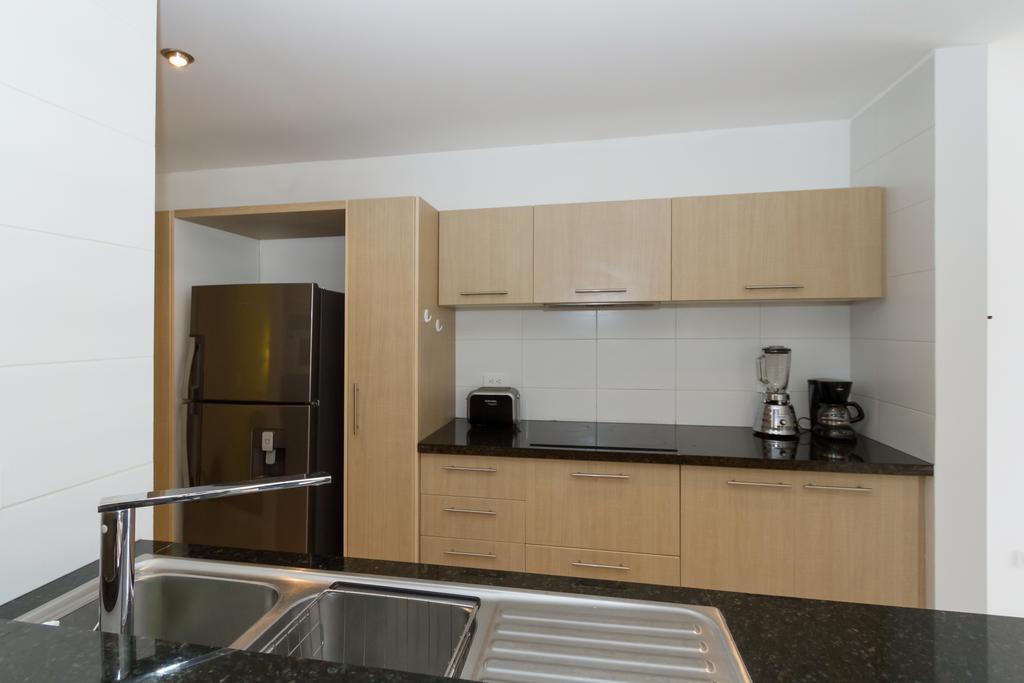Suites Metropoli Edificio Torino Quito Eksteriør bilde
